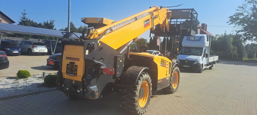 Wypożyczalnia - wynajem ładowarek teleskopowych z operatorem i bez!