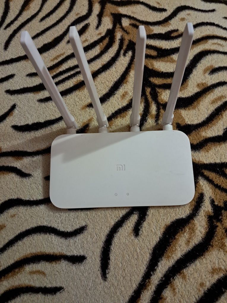 Продам роутер Xiaomi