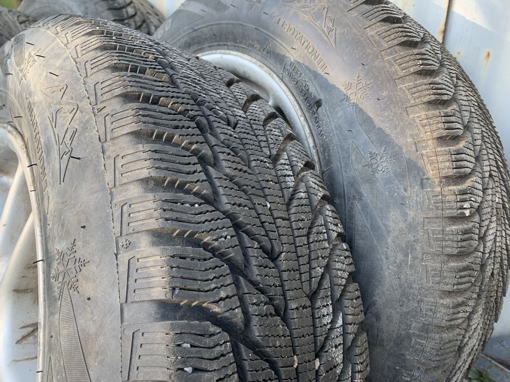 Продам колеса в доброму стані 5/110 r15 диски мають не значні дефекти