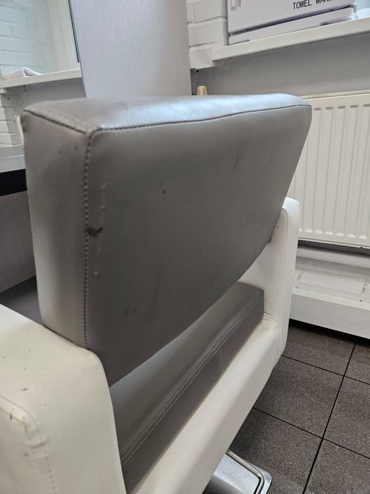 Sprzedam używaną Myjkę fryzjerską z fotelami