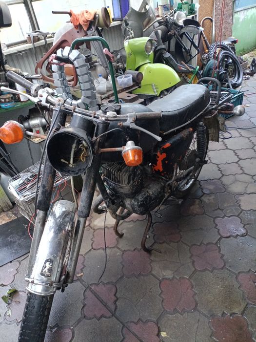 WSK 175 gil  1982r z papierami