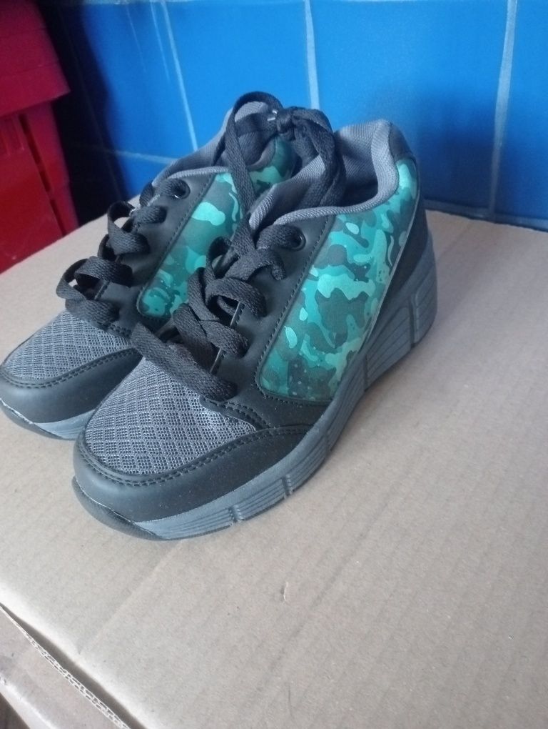 Rolkobuty rolki adidasy dziecięce 31 nowe 19cm