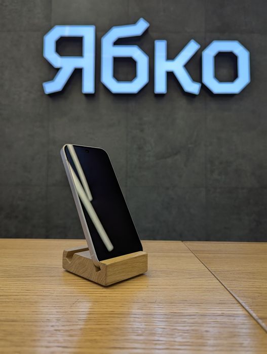 Вживаний Pixel 9 12/128 Porcelain "ЯБКО" Вул. Дмитра Яворницького 40