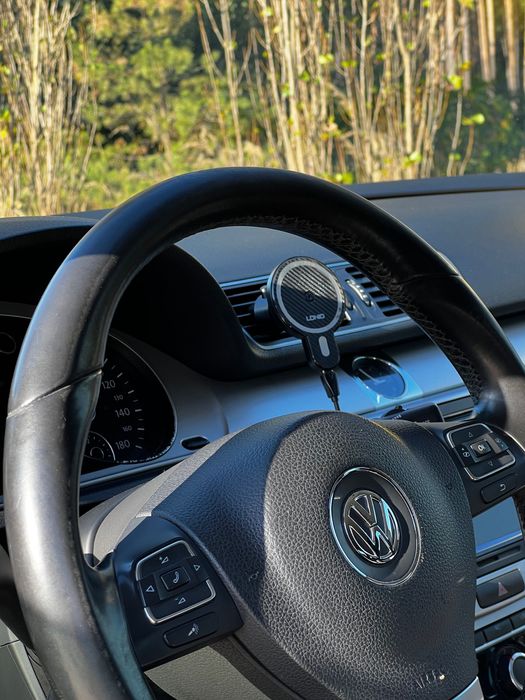 Volkswagen Passat CC 2011