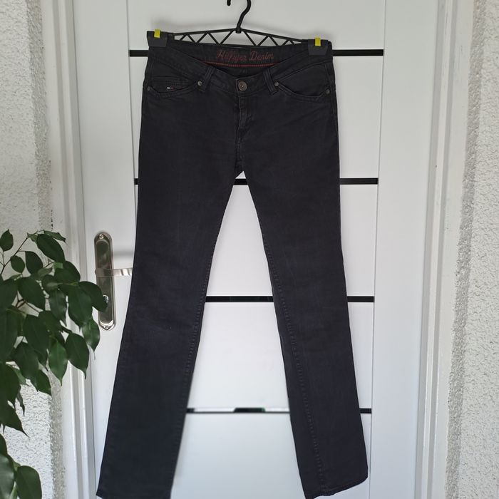 Czarne jeansy Hilfiger rozm.38
