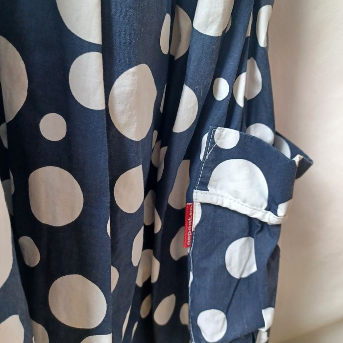 Sukienka Reporter groszki lata 80 90 koła kółka biała granatowa