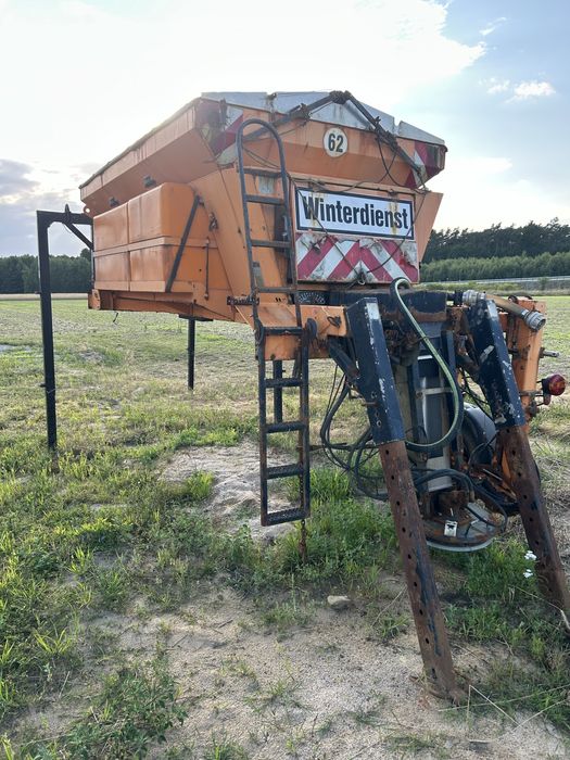 Piaskarko Solarka Posypywarka 4m3