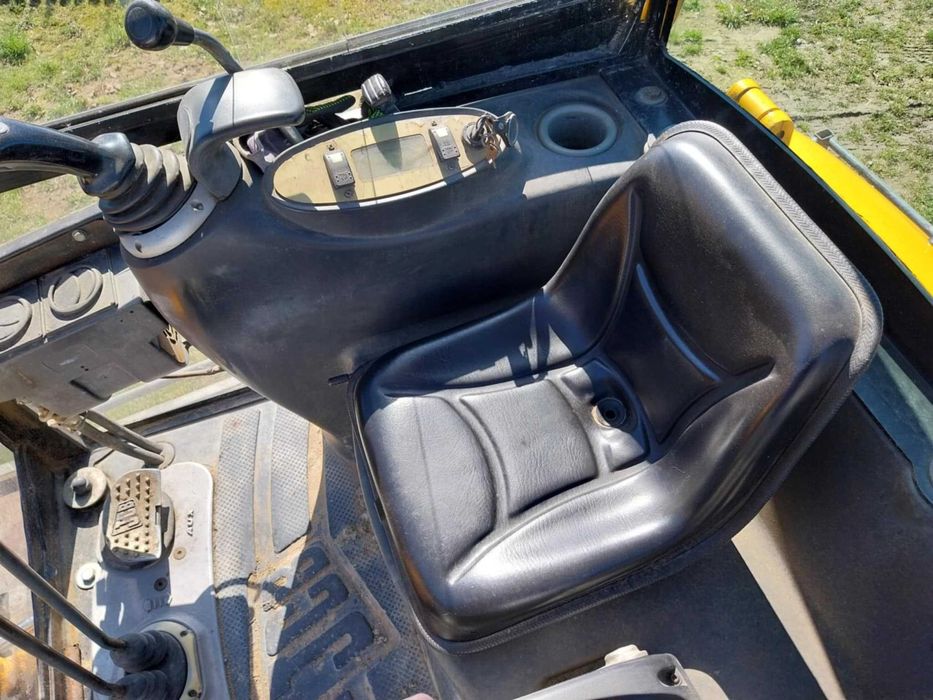minikoparka JCB 8018 = gotowa do pracy = 3 łyżki = rozsuwane gąsienice