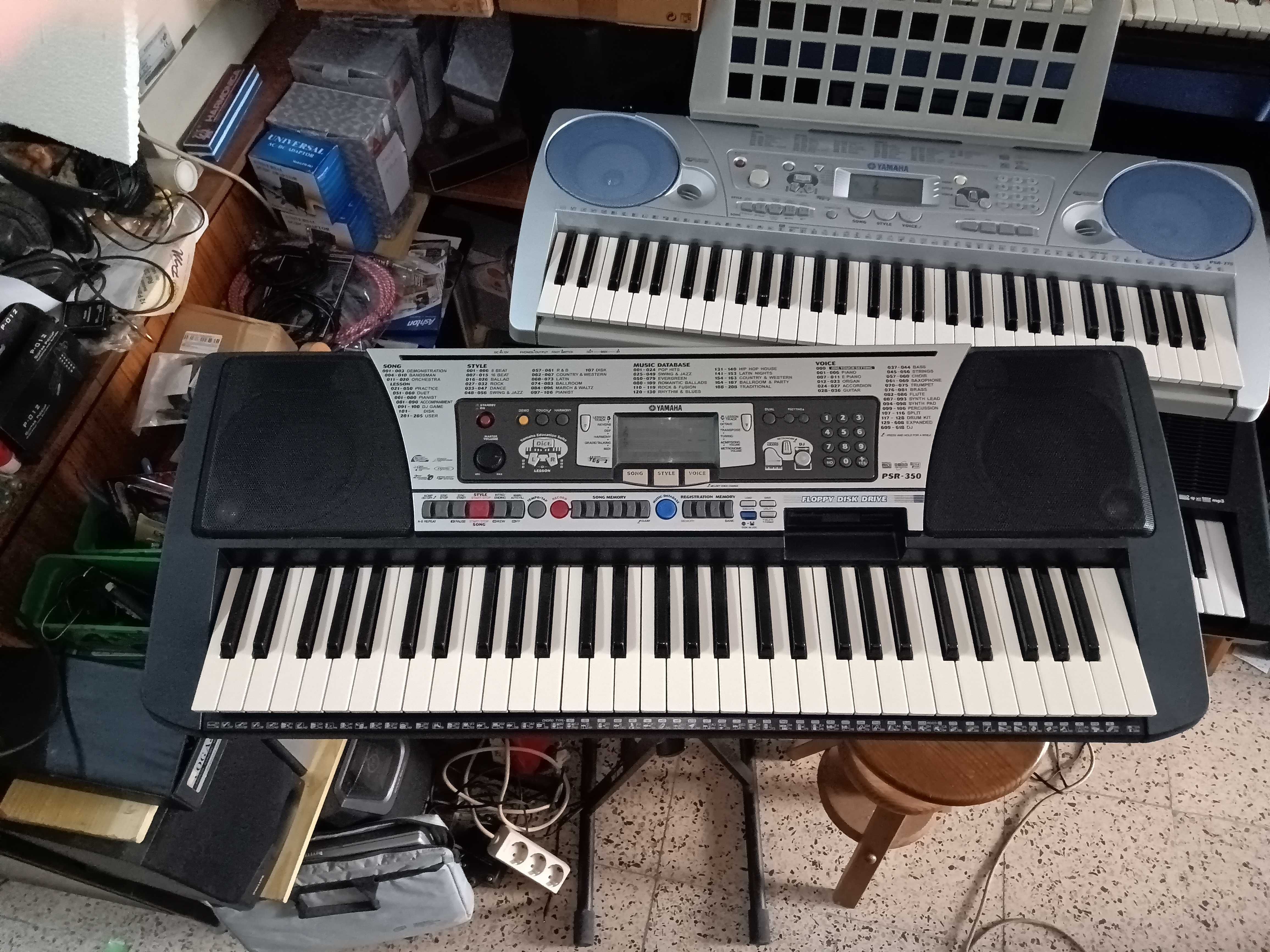 Teclados Yamaha Ypt 210 e PSR 350