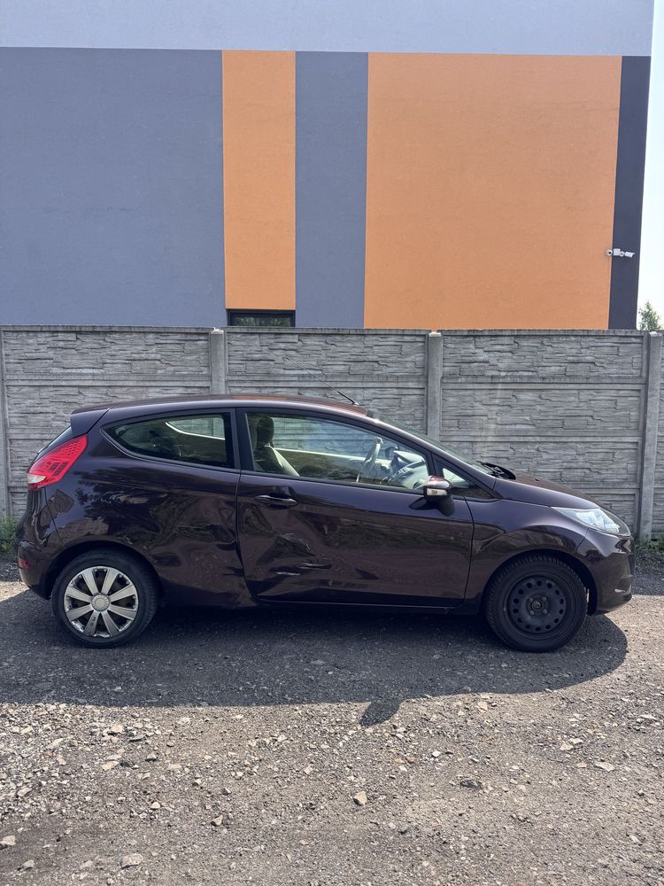 Ford fiesta mk7 1.2 uszkodzona