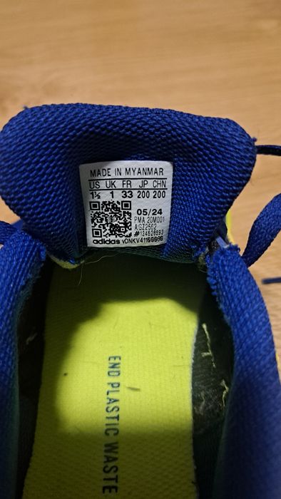 ADIDAS buty halowe  r. 33