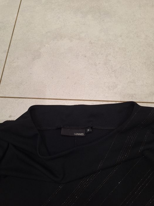 Elegancka sukienka midi Hennes