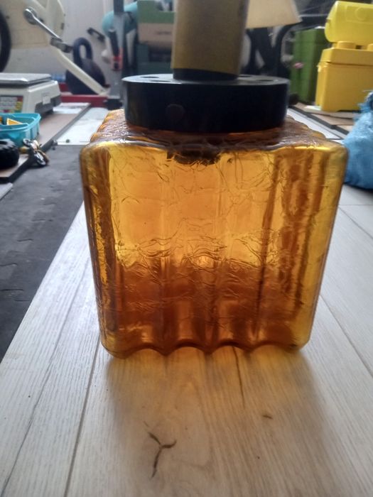Lampa wisząca bursztyn prl