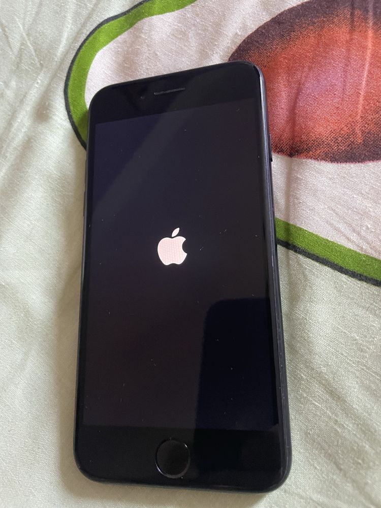 Iphone 7 black mate 32gb neverlock