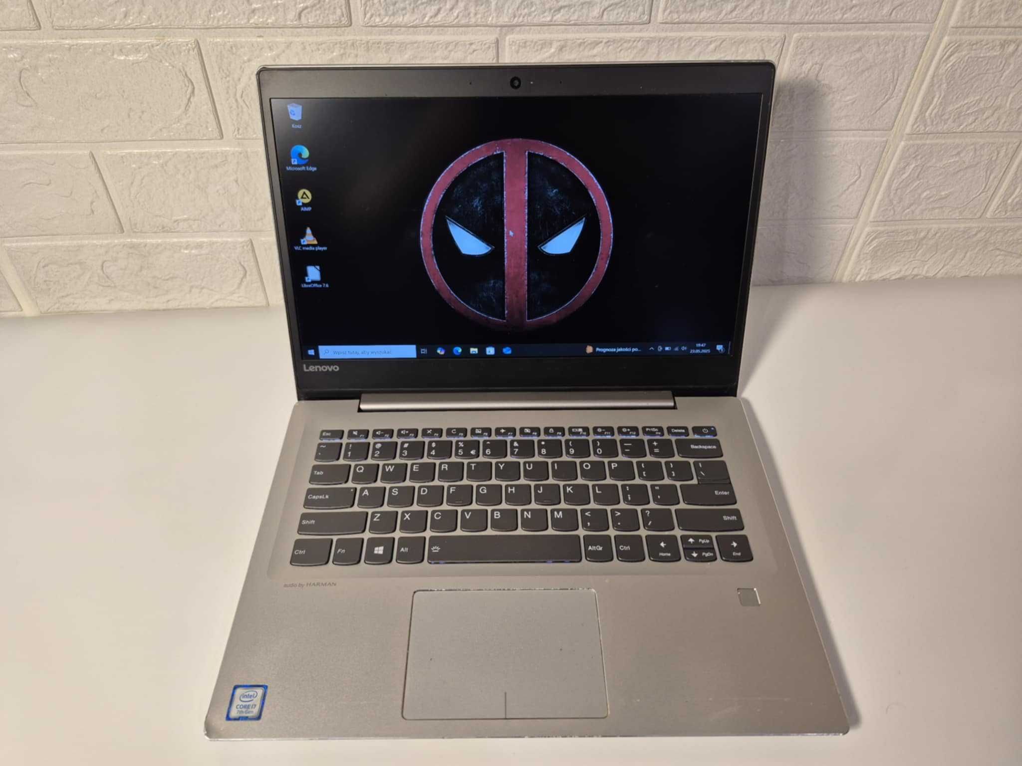 MOCNY Lenovo IdeaPad 520S i7-7th/8GbDDR4/SSD256/BateriaOK