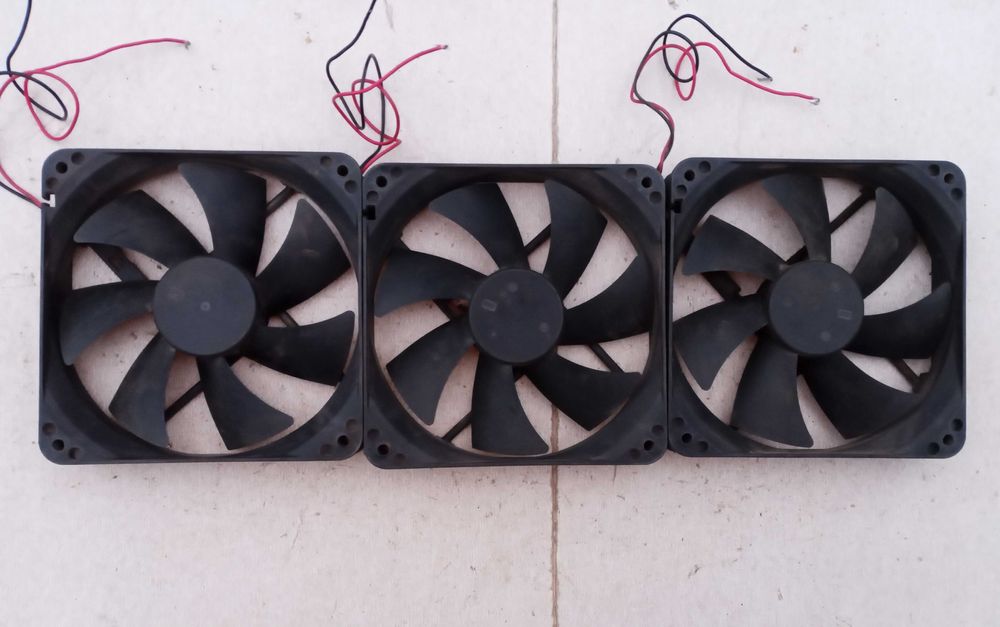 Корпусной вентилятор 120х120х25 мм 12 в 0,3 А