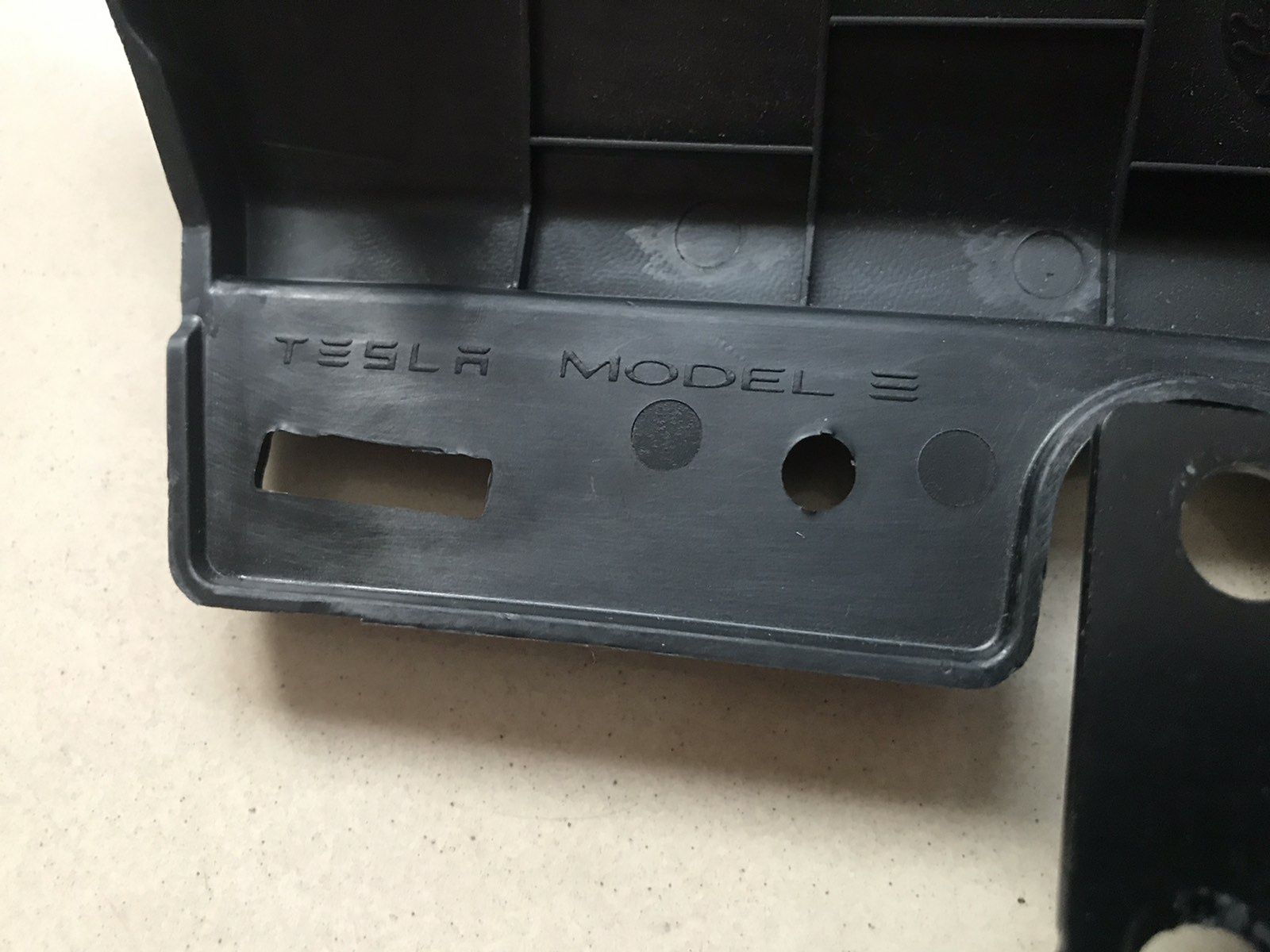 Tesla Model Y, Model 3 AirBag, подушка безопасности колени
