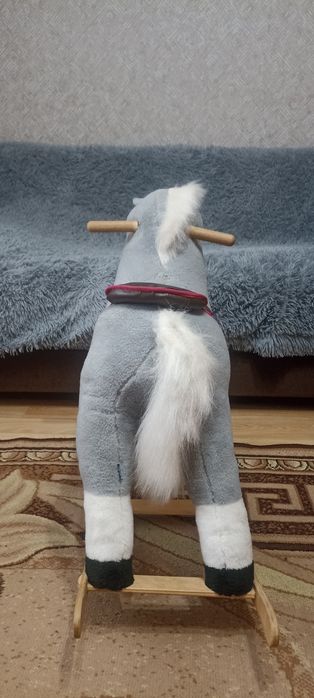 Коник-гойдалка для дітей від 1 року