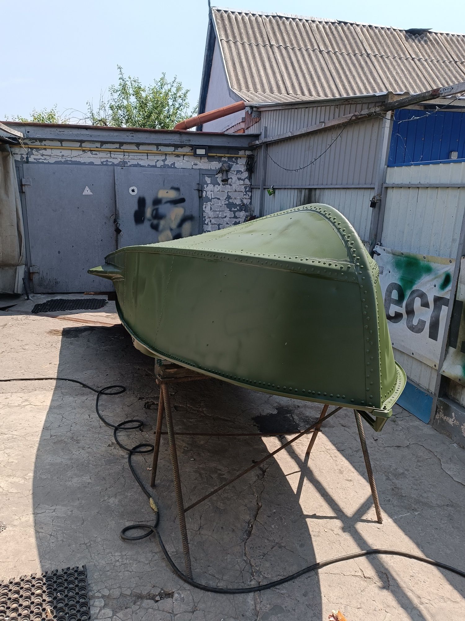 Продам лодку Южанка облеченка 1 ряд клёпка