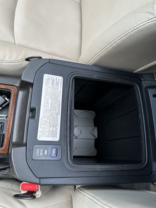 Продам авто холодильник toyota land cruiser prado 150,120,lexus gx 460