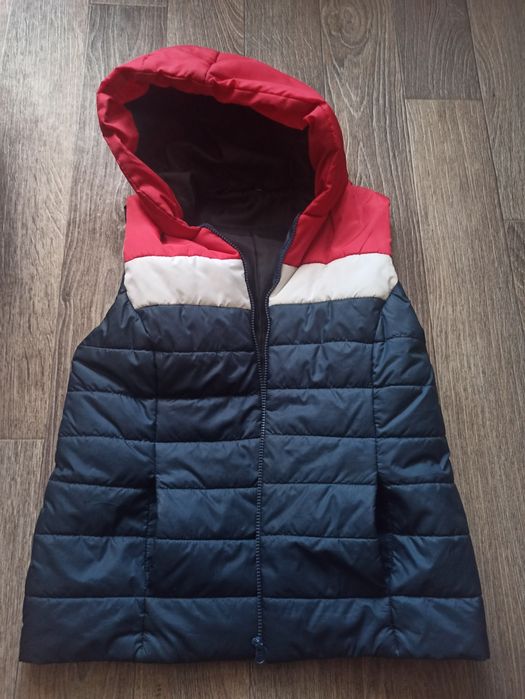 Жилетка в хорошем состоянии