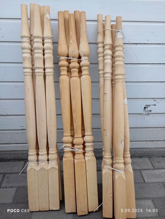 Tralki schodowe swierkowe