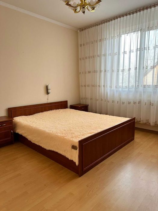 Здається будинок