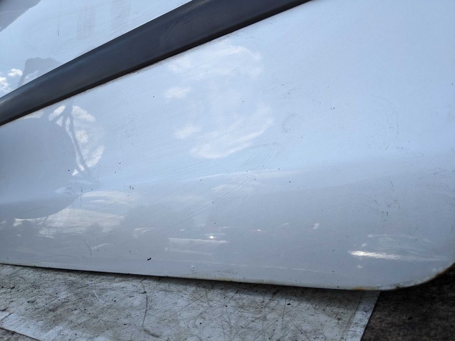 VW Polo 9N IV 3D Drzwi Lewy Przód Lewe Przednie Lakier LA7W