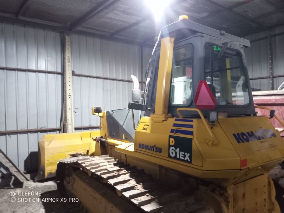 Bulldozer Komatsu D61EX
