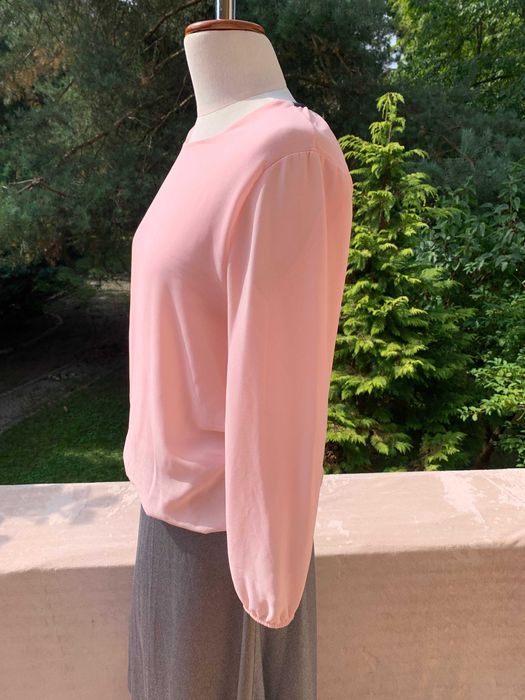 szyfonowa różowa bluzka z gumą na dole, dwuwarstwowa, rozm M-L