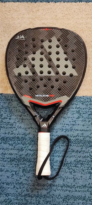 Raquete de padel Adidas Metalbone HRD+ 3.4 2025