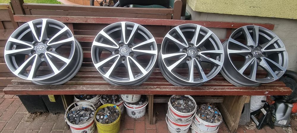 Felgi 5x114,3x17 toyota oryginalne