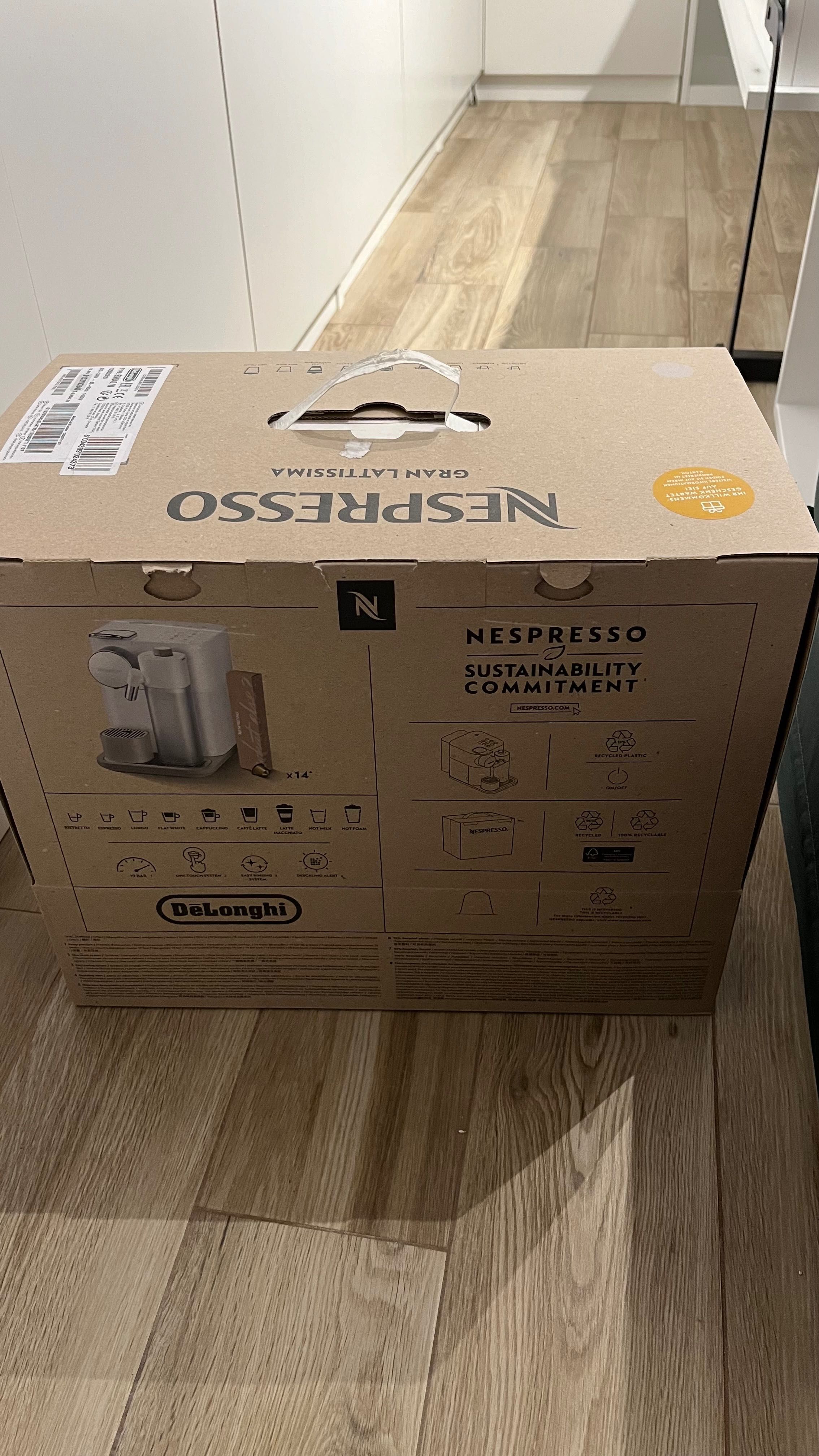 Ekspres DeLonghi Nespresso Gran Lattissima EN640 biały