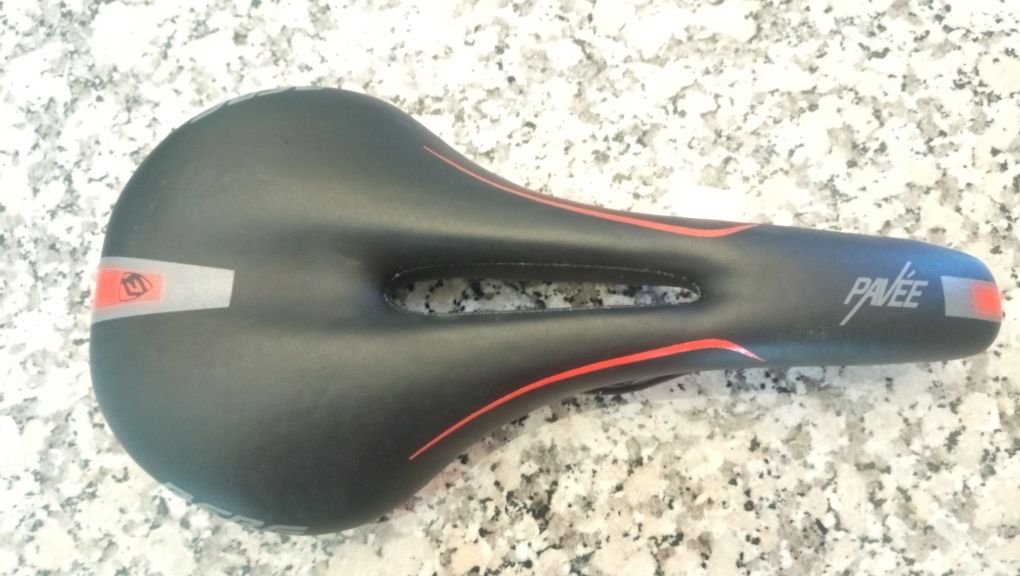 Selim Berg para bicicleta