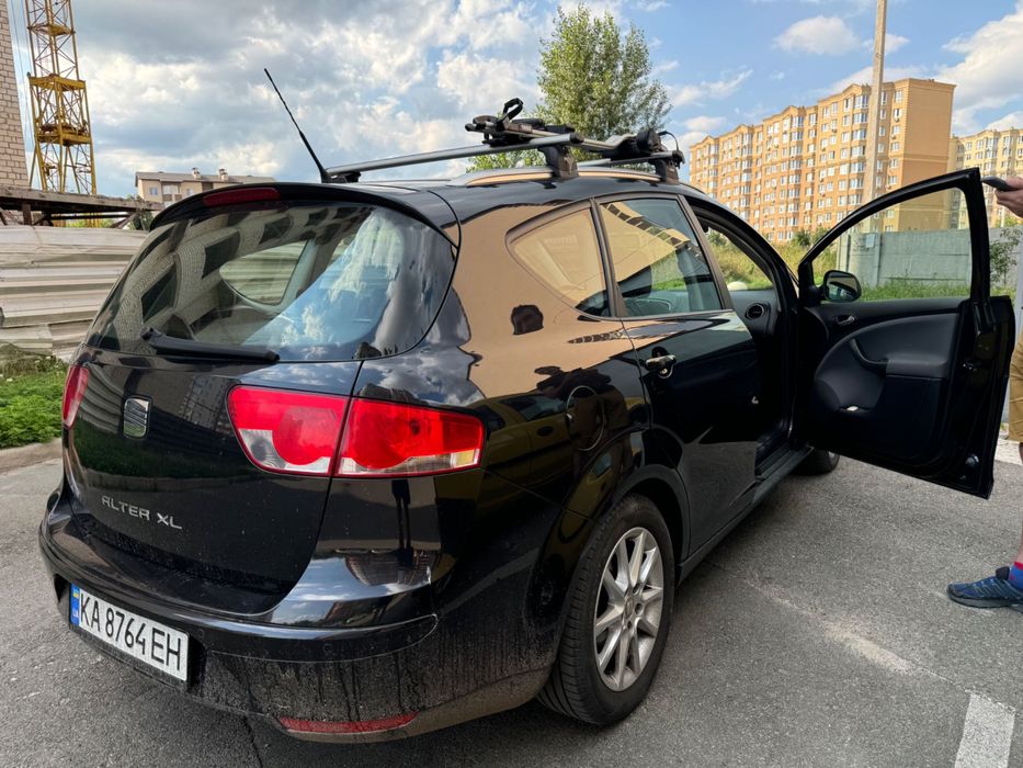 Поперечини на ваш CUPRA SEAT багажник thule