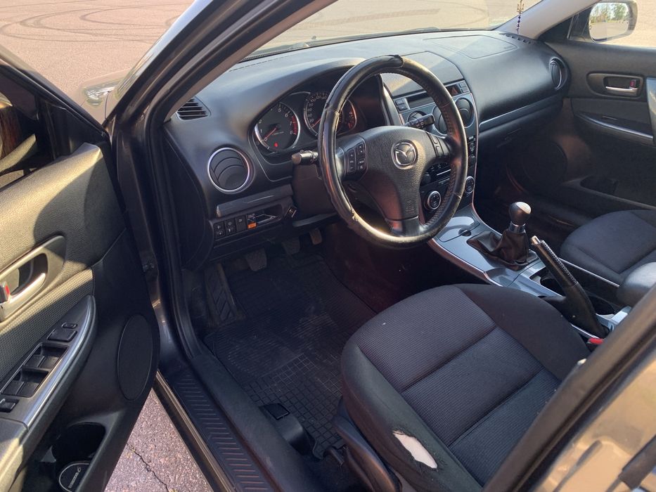 Mazda 6 универсал 2006г.  1.8 газ/бензин