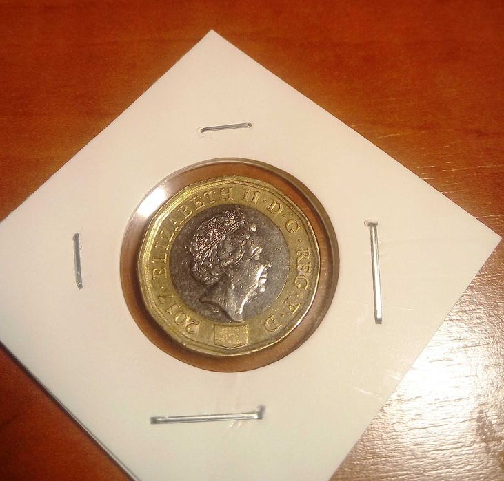 Moeda One pound 2017 Elisabete II (5th portrait; Nations of the Crown)