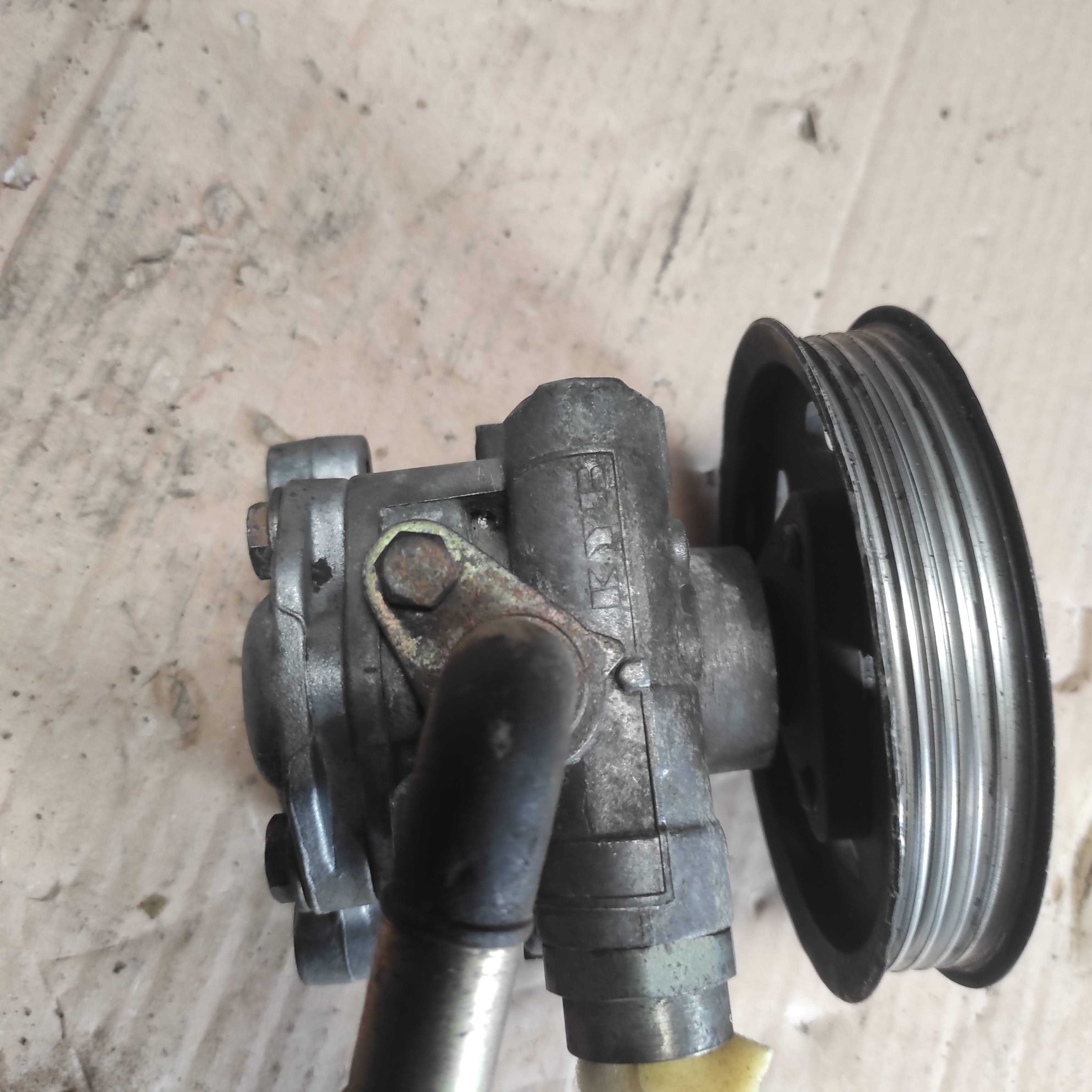 Pompa Wspomagania Audi A 4 B 5 1,9 TDI 8D0,145,177Q