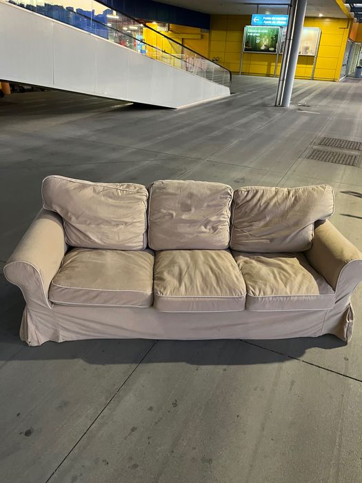 Sofá Ektorp 3 lugares