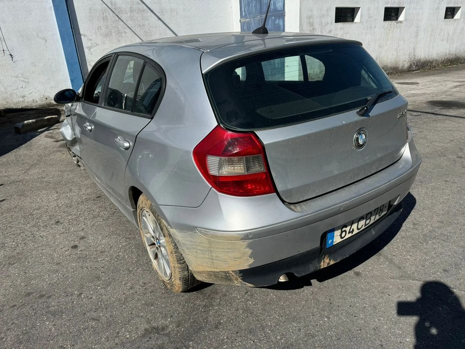 BMW e87 118d de 2006 para peças