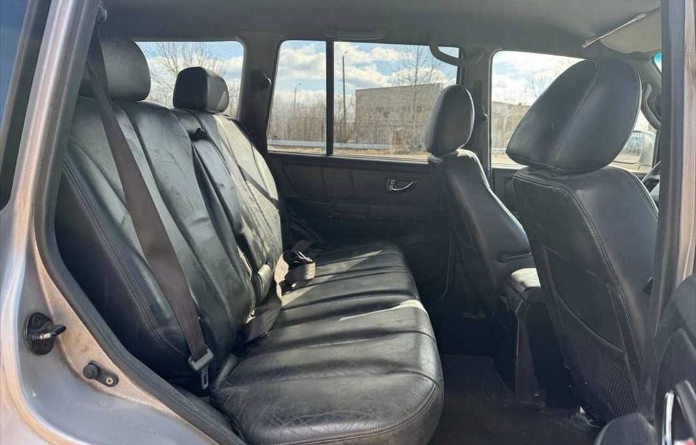 В Черкасах Hyundai Terracan Mitsubishi Pajero