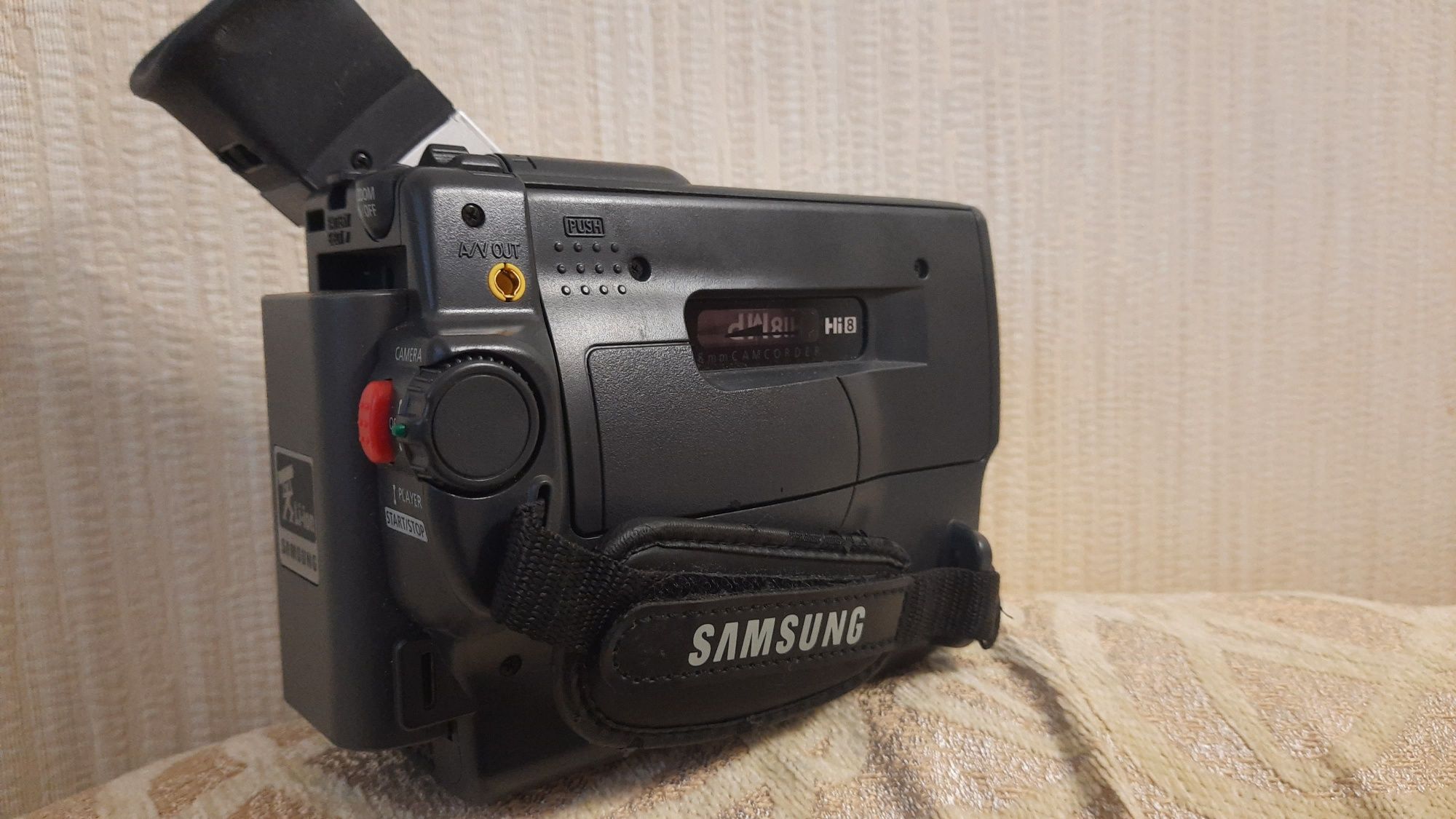 Видеокамера Samsung vp-w95d
