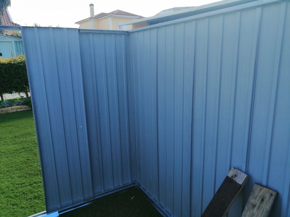 vendo abrigo de jardim usado