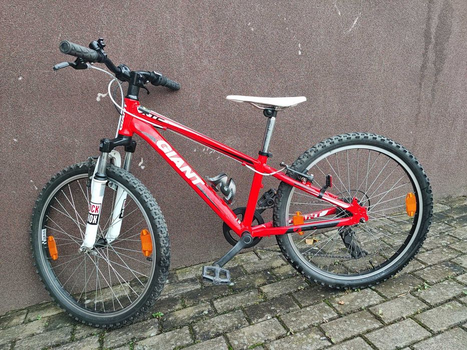 Rower, damka alu Trekking REX 28', GIANT MOUNTAIN BICYCLES 24'