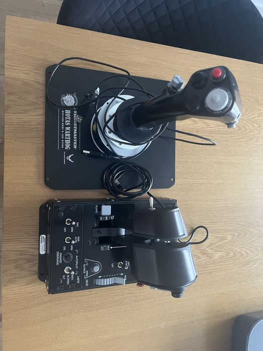 Thrustmaster hotas warthog joystick z przepustnica