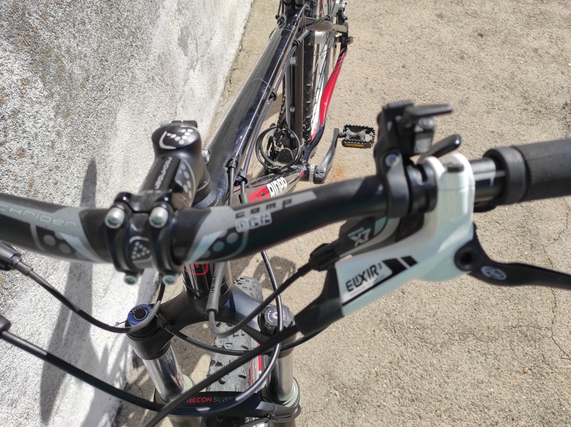 Bicicleta Rockrider 8.1
