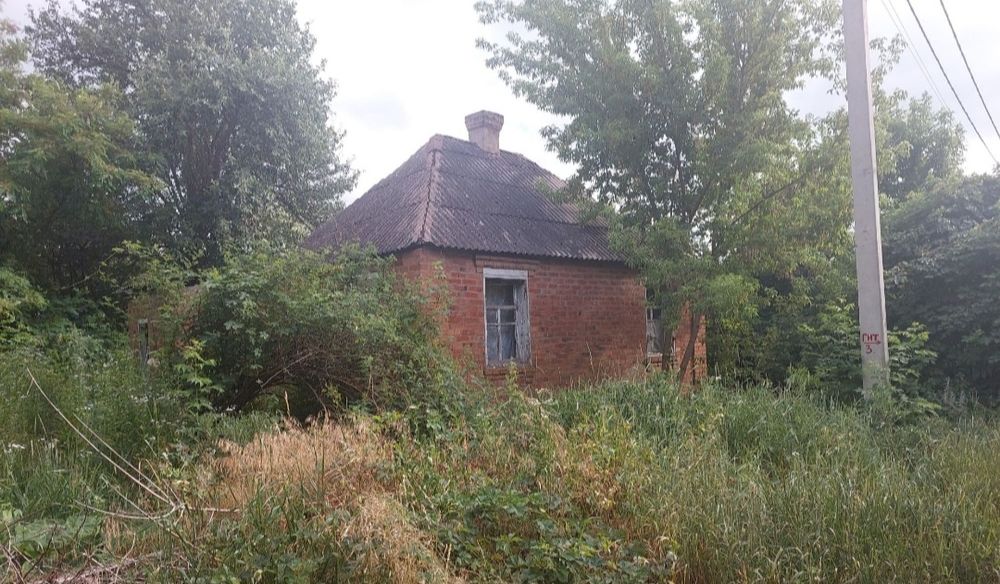 Продам земельный участок с домиком
