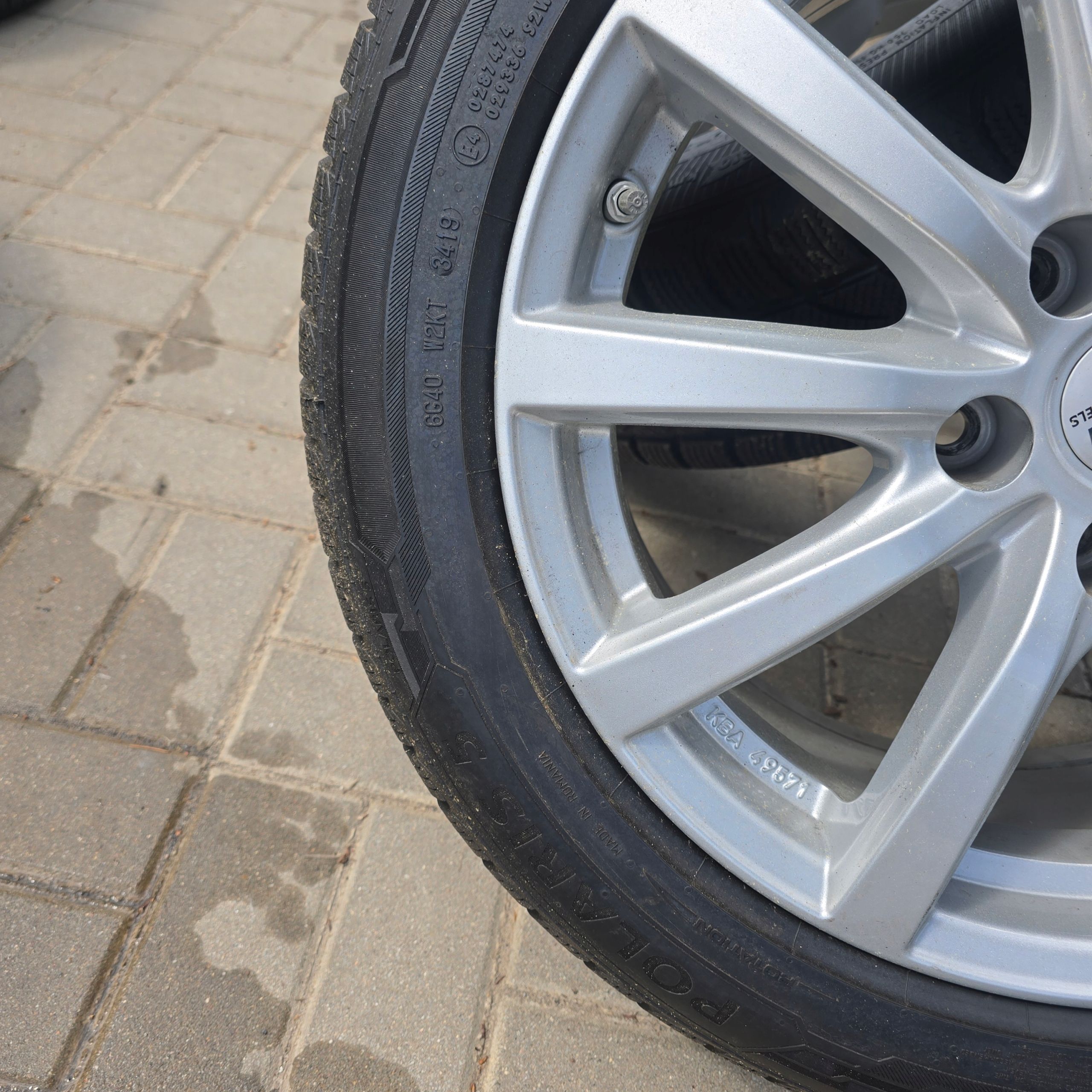 Barum Polaris 5 225/50R17 98V 19R 1X