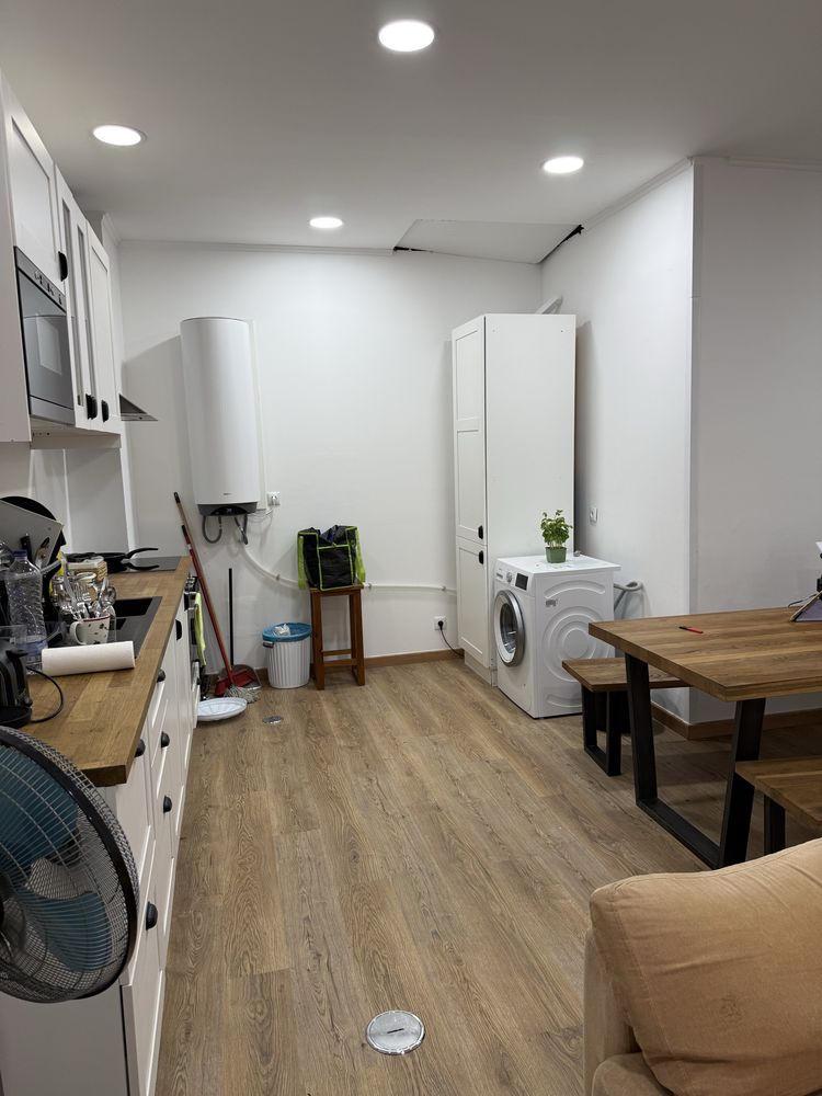 Quarto para Arrendar em Sacavem