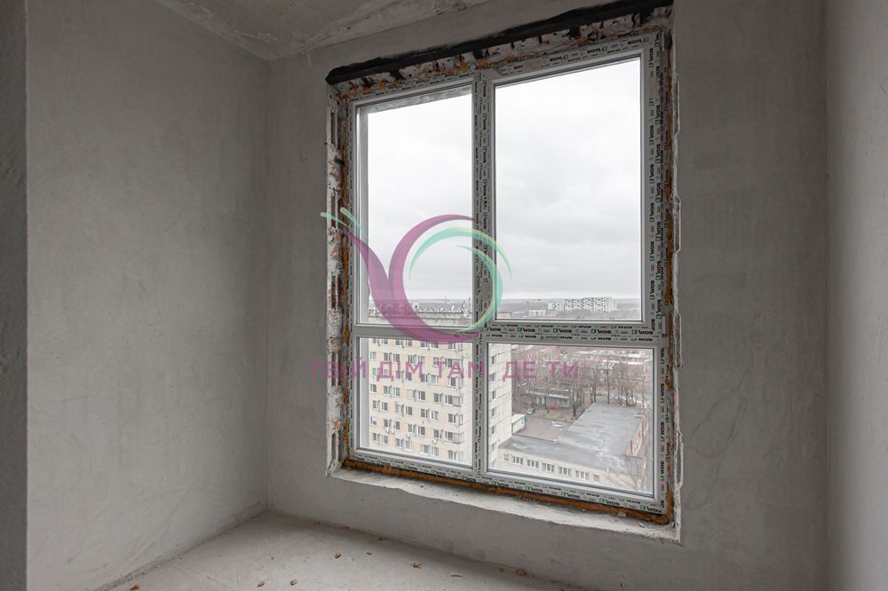 Продаж 1-кімнатної квартири в новобудові без ремонту, Франківський р-н